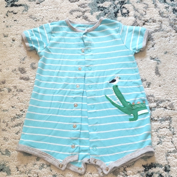Carter's Romper size 12 months - Picture 1 of 2